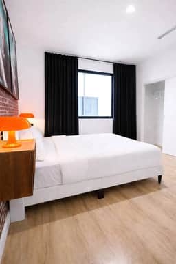 NEW Miami Getaway | Near Everything | Free Parking