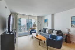 THE CLUB 4105 · OCEAN☀VIEW PENTHOUSE GYM POOL⛱JACUZZI FREE PARKING - Image 4