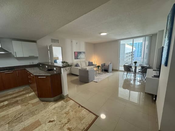Cozy 2 Bedroom Brickell Condo