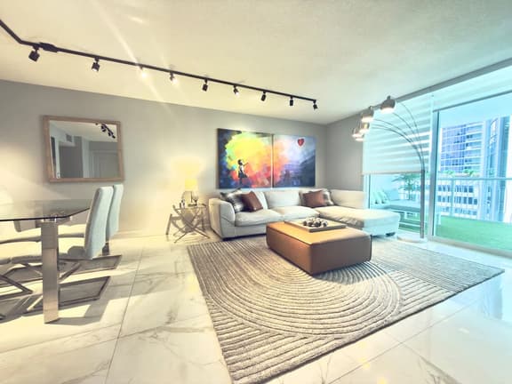 Luxury 1BR Brickell, Bay/City Views, Free Parking