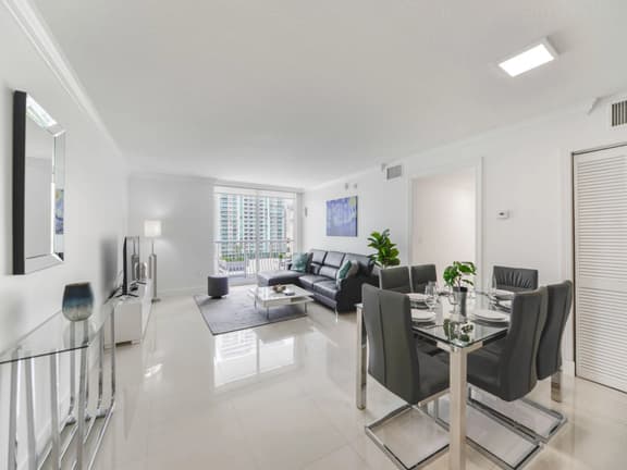 Private High Rise 3 Bedroom Condo in Brickell